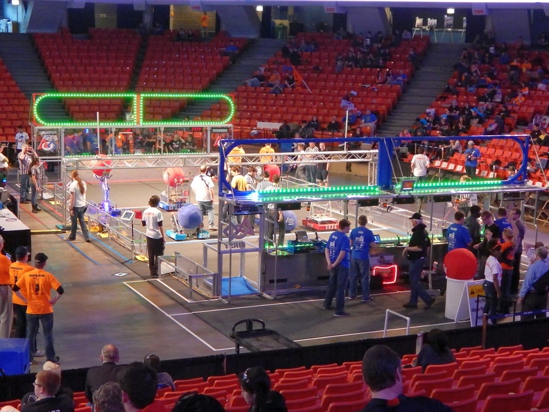 2014-frc-midwest-regional---practice-matches_13783693933_o.jpg